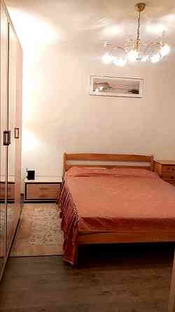 Затишна та світла! 2 к. роздільна на вул. Радунський, 26 Киев