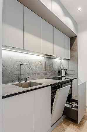 Оренда дизайнерської 3-кімнатної квартира в ЖК "Новопечерська Вежа" Киев