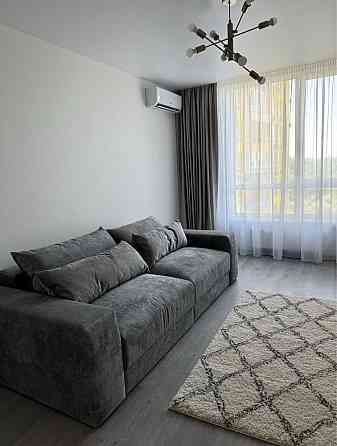 2к ЖК Медовий Генератор, кімнати роздільні Киев