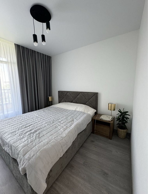 2к ЖК Медовий Генератор, кімнати роздільні Киев - изображение 1