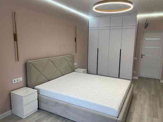 Оренда розкішної квартири в центрі міста.Можливо з порядною тваринкою. Хмельницкий