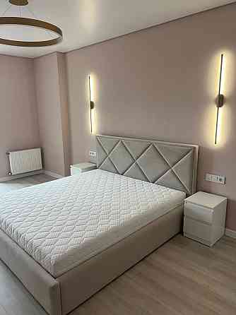 Оренда розкішної квартири в центрі міста.Можливо з порядною тваринкою. Хмельницкий