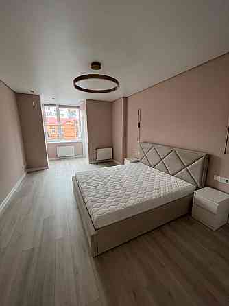 Оренда розкішної квартири в центрі міста.Можливо з порядною тваринкою. Хмельницкий