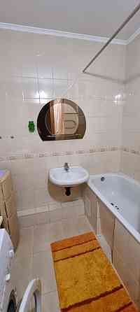 Продам 2х кімнатну квартиру   проспект Червоної калини 91в Киев