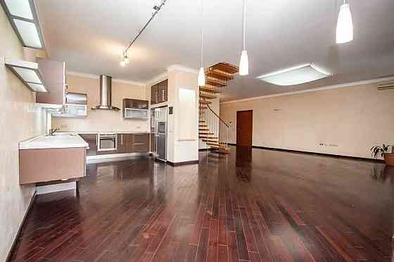 Богомольця, 5,   280 кв. м. з ремонтом. Печерські Липки Палац Спорту Киев