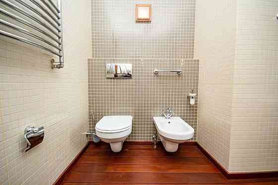 Богомольця, 5,   280 кв. м. з ремонтом. Печерські Липки Палац Спорту Киев