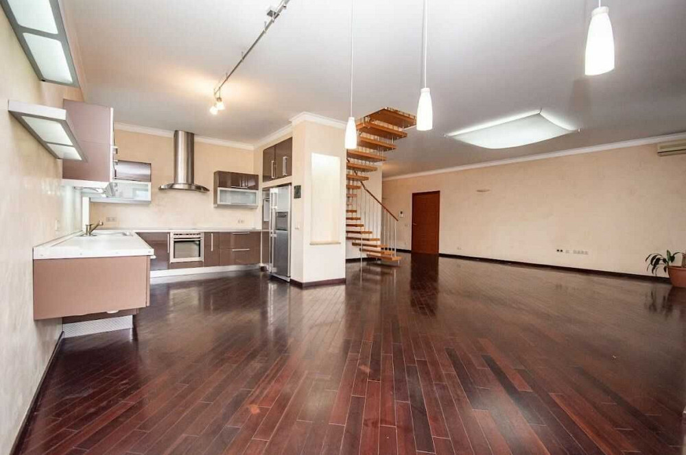 Богомольця, 5,   280 кв. м. з ремонтом. Печерські Липки Палац Спорту Киев - изображение 1