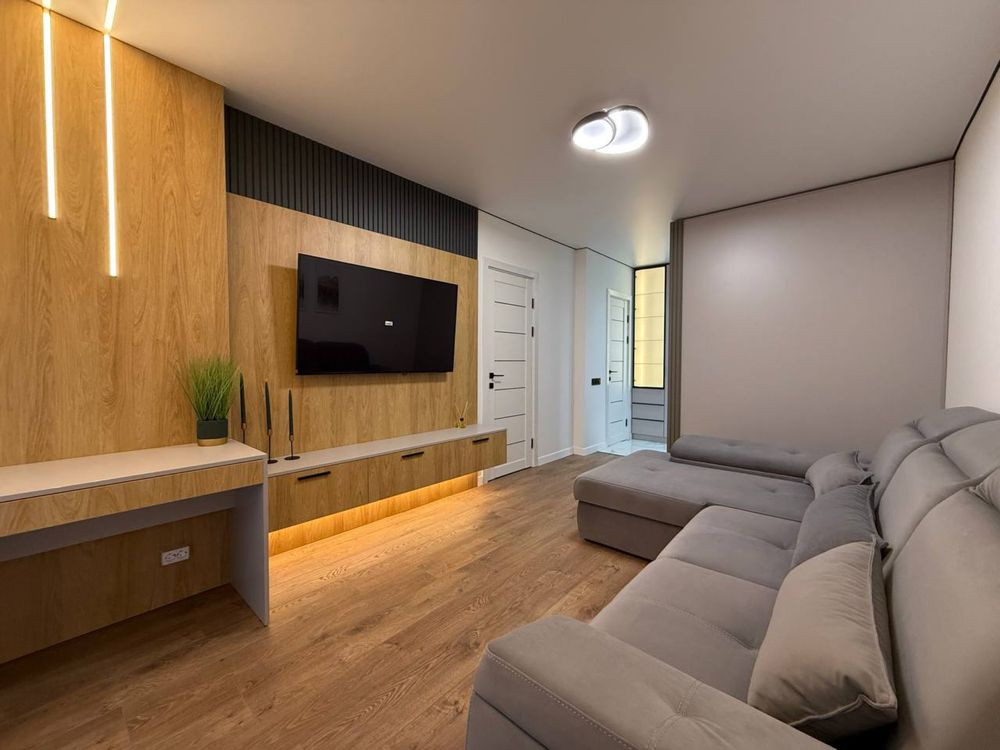 Стильна та укомплектована 1 кім в Центрі! 4 поверх 41 м2 Івано-Франківськ - зображення 3