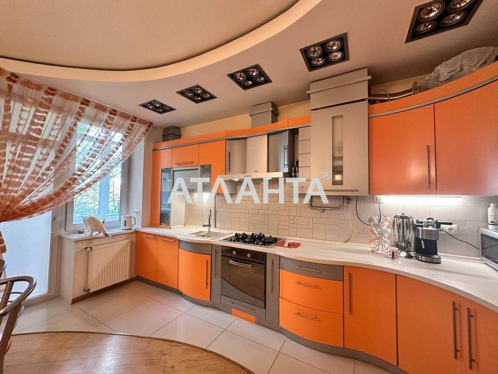 Продаж  просторої квартири на Ол.Олеся Погулянка Львов - изображение 1