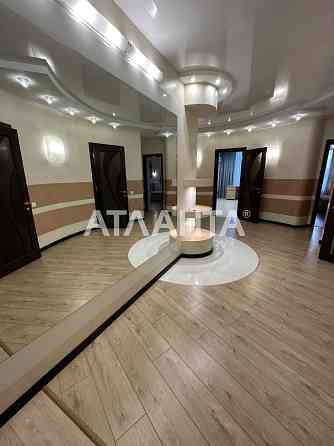 3 ком.квартира(128 м2)  ЖК Стикон. Низкий этаж! РЕМОНТ! Таирова! Одесса