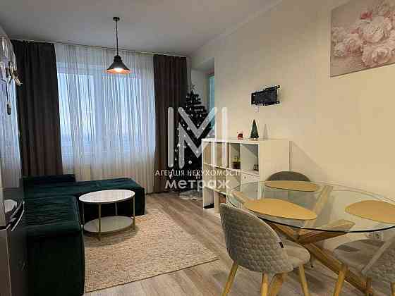 Ушинського 14б, видова, простора однокімн. квартира 59,4 м.кв, Киев