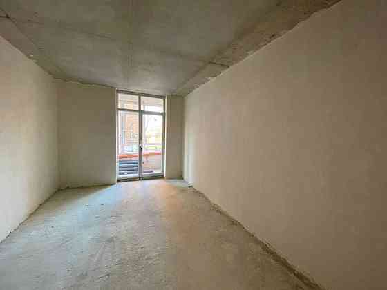 Центр, вул.Шевченка, 96а , 3-кімнатна квартира. Полтава