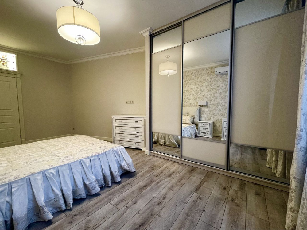 Стильна 2-х кімнатна квартира з новим ремонтом! Тихий центр міста! Kyiv - photo 4