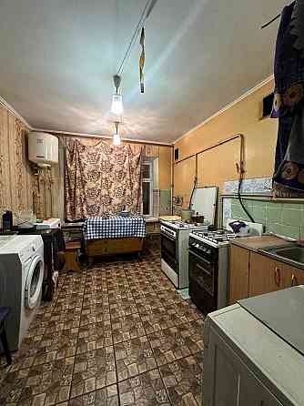 Продаж кімнати в комунальній квартирі в районі Червоного мосту Чернігів