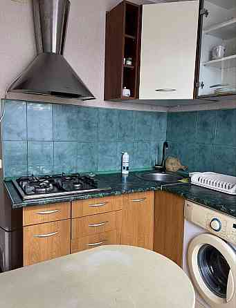 2 комн на 98 квартале улица Героев Ато Металургическтй район Кривой Рог