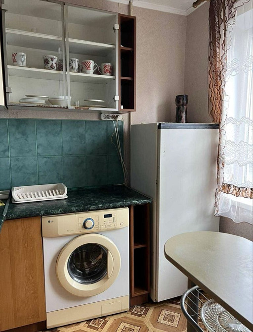 2 комн на 98 квартале улица Героев Ато Металургическтй район Кривой Рог - изображение 4