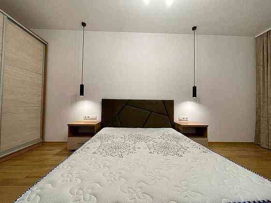 Оренда 2 кімнатн. квартири вул. Під Голоском. Новобудова. 1 здача. Львов