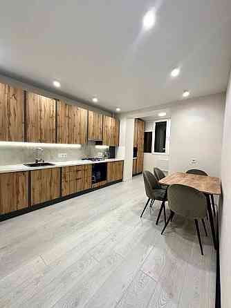 НЕЙМОВІРНА 2-квартира з сучасним ремонтом і окремим кабінетом ID:37035 Хмельницький