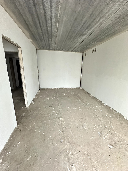 Терміновий продаж 1 кімнатної квартири 43м2 Ирпень - изображение 2