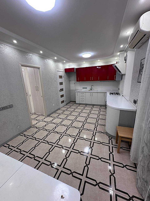 Двокiмнатна квартира на Святошино Киев - изображение 1