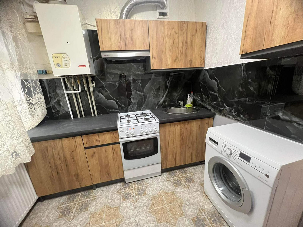 Здається євро- однушка Черемушки. Мукачево - зображення 1