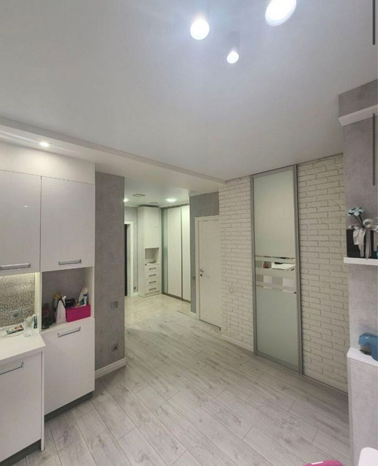 Жк Зарічний, метро Славутич, вулиця Зарічна Київ - зображення 4