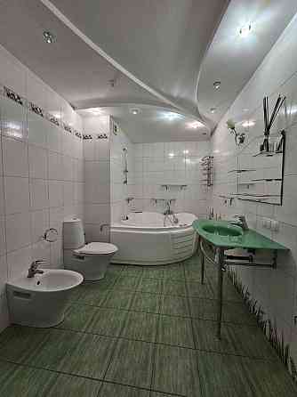 Продам 4к жк Звездный / Подстанция / бул Зорянний / Дафи Днепр