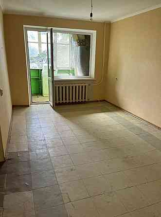 Продам 2 комнатную квартиру на Левобережном Днепр