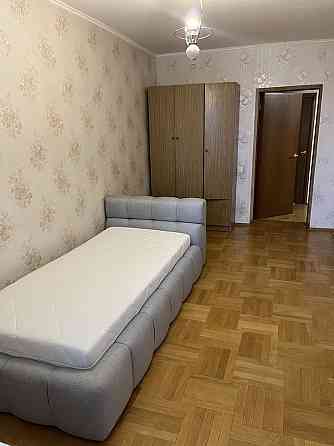 Аренда 3-х Днепровская набережная Срібнокільська Осокорки Позняки Київ