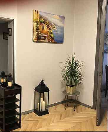 Здам без % чудову 2 к квартиру завжди зі світлом на Львівській площі Київ