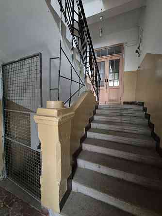 Продається 2х кімн-на кв-ра біля Набережної поруч з школою ном 3 Ужгород