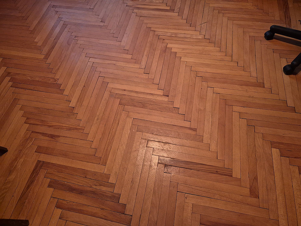 Продається 2х кімн-на кв-ра біля Набережної поруч з школою ном 3 Ужгород - зображення 8