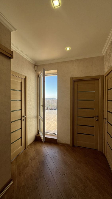 Продаж світлої 2-кім квартири по вул. Роксолани 87 Новобудова! Львов - изображение 5