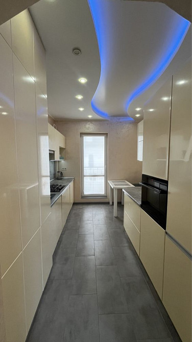 Продаж світлої 2-кім квартири по вул. Роксолани 87 Новобудова! Львов - изображение 7