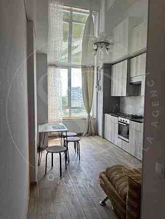 Продається 1 кімнатна квартира по вул.Джона Леннона Львов