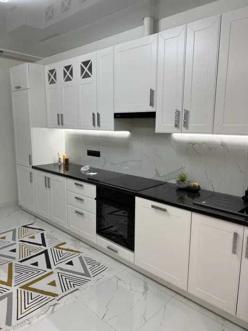 Топ Сирецькі сади  Місто квітів  97 кв Виговського Киев - изображение 1