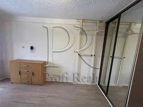 Продаж 1 кімн. кв. студія вул. Міста Шалетт, Дніпровський р-н, метро Д Киев