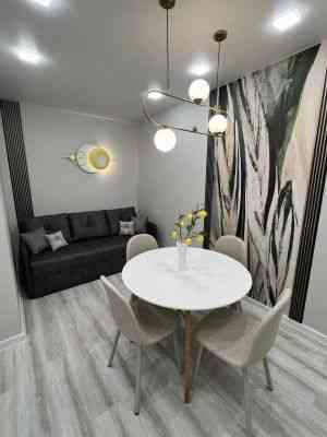 Двухкомнатная квартира в 53 жемчужине! С ремонтом! Одеса