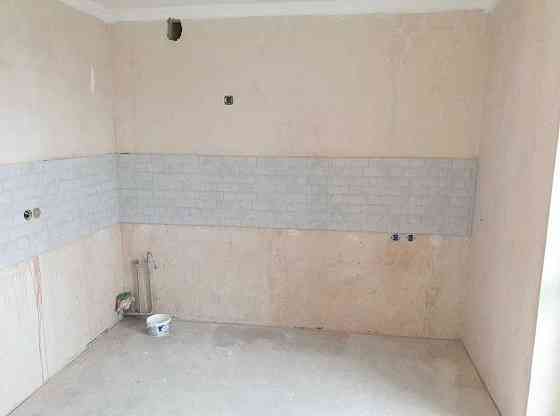 24000$! ЖК Радужный Продам 1 ком квартиру пл 38м2! Частичный Ремонт! A Харків