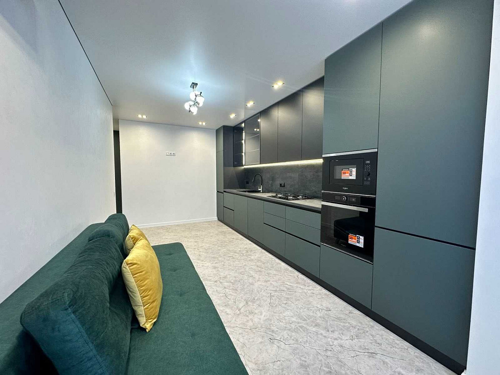 Продам укомплектовану 2 кімнатну квартиру в центрі міста. Івано-Франківськ - зображення 1