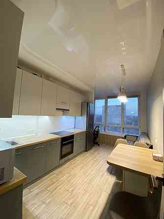 Продаж 1 кім квартири по вул Лінкольна Львов