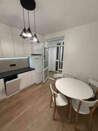 Оренда 1 кім. квартири в новобудові, вул. В.Великого 10 (ЖК Америка) Львов