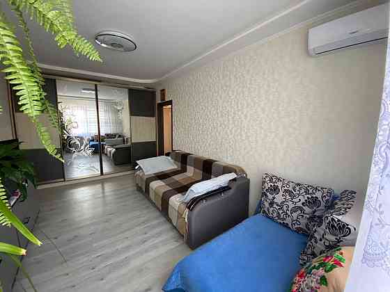 Пропоную в  довгострокову оренду 1 кімнатну квартиру вул. Межова 23б! Київ