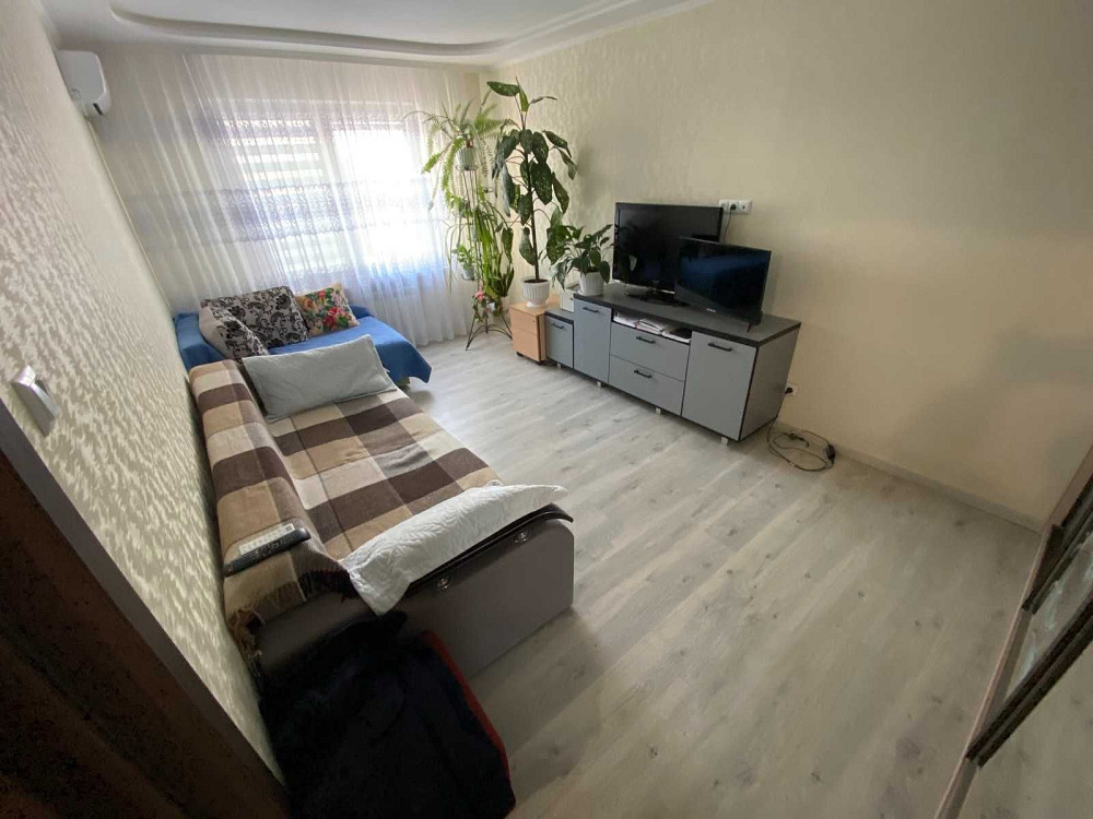 Пропоную в  довгострокову оренду 1 кімнатну квартиру вул. Межова 23б! Київ - зображення 2