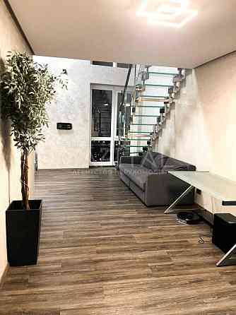 Пентхаус ЖК СЛАВУТИЧ! Велика 3-кімнатна Є підземний паркінг ! Київ