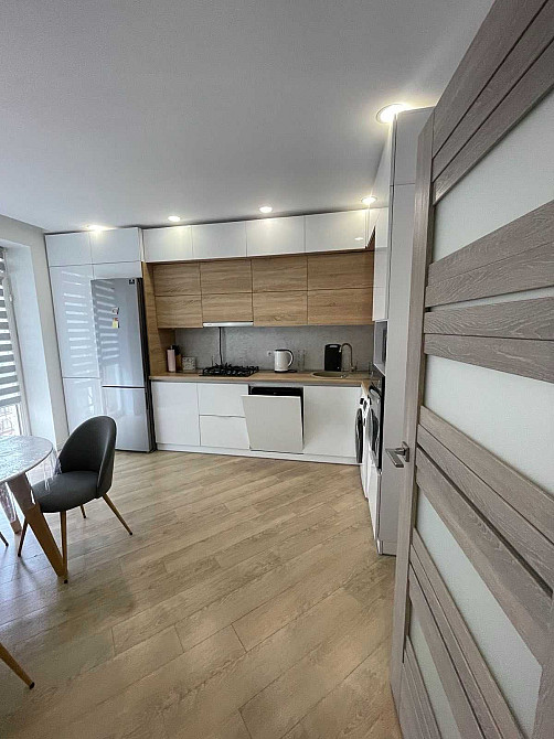 Дво кімнатна квартира 2-га здача! Івано-Франківськ - зображення 3