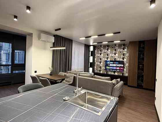 Реальна квартира з ремонтом, меблями і технікою в центрі міста Хмельницький