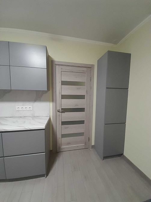 2к квартира, 75м², два санвузли, балкон засклений, вбудована кухня Kyiv - photo 4