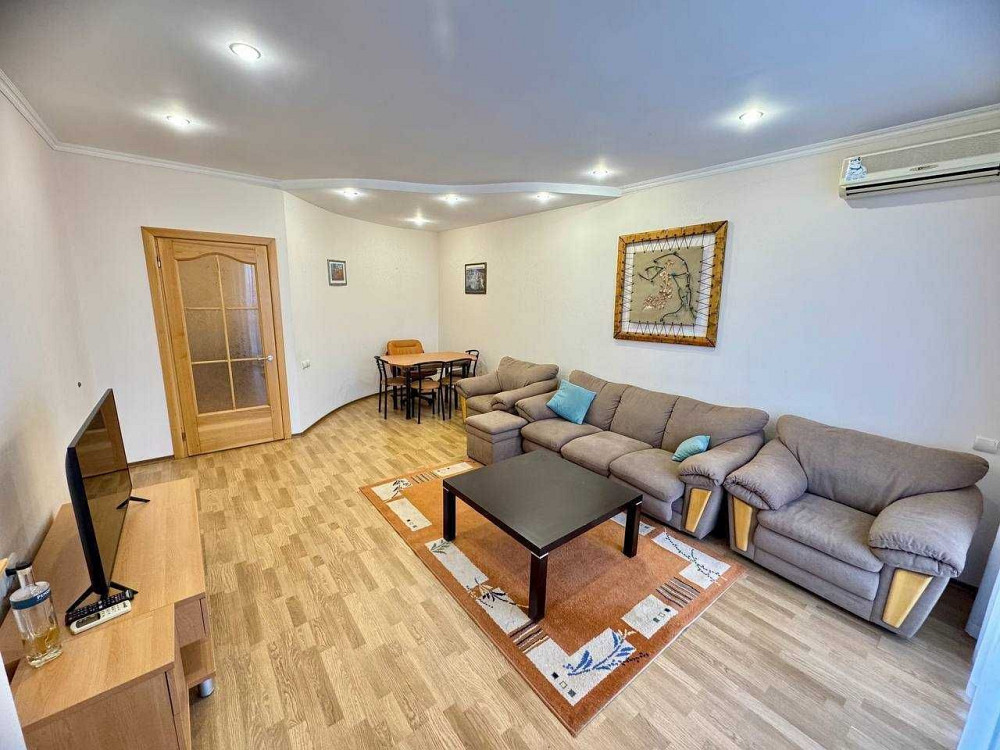 Продам 3к квартиру с ремонтом, 95м2, ул. Рабочая/Уральская Днепр - изображение 1