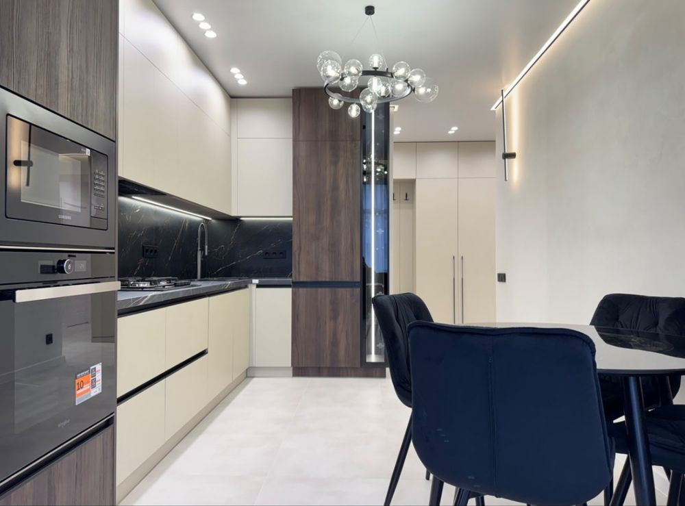 Стильна двокімнатна квартира, ЖК «Містечко Центральне» Івано-Франківськ - зображення 2